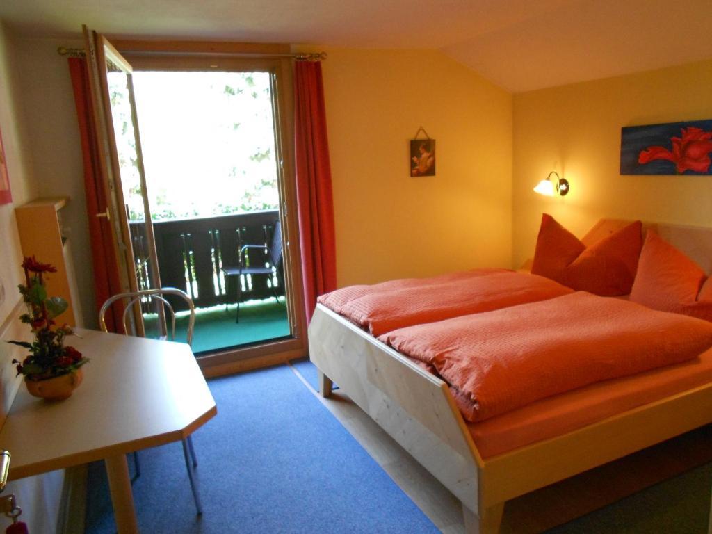 Haus Thurner Obsteig Pokoj fotografie